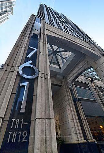 2104 - 761 Bay Street, Toronto, ON - Outdoor