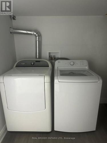 36 Mclaughlin Street, Cambridge, ON - Indoor Photo Showing Laundry Room