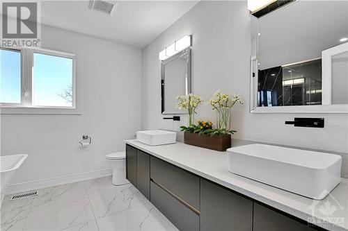 5 pcs ensuite w a double sink - 191 Kipp Street, Ottawa, ON - Indoor Photo Showing Bathroom