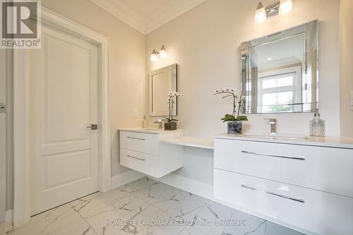 110 Mcallister Road, Toronto, ON - Indoor Photo Showing Bathroom