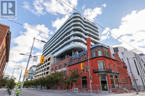 813 - 425 Front Street E, Toronto, ON - Outdoor With Facade