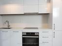 2001-188 Cumberland St, Toronto, ON  - Indoor Photo Showing Kitchen 