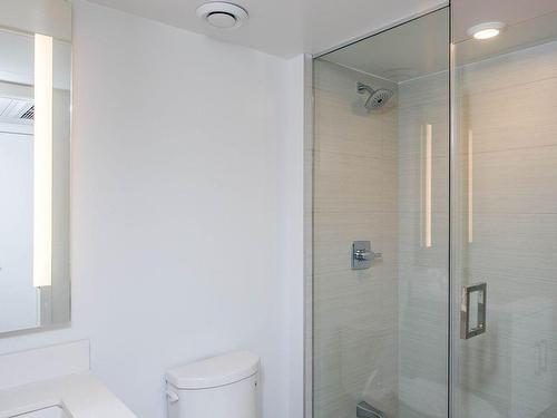 2001-188 Cumberland St, Toronto, ON - Indoor Photo Showing Bathroom