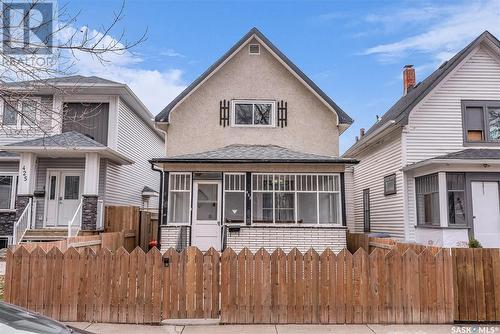 423 D Avenue S, Saskatoon, SK - Outdoor With Facade