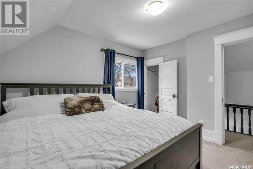 423 D Avenue S, Saskatoon, SK - Indoor Photo Showing Bedroom