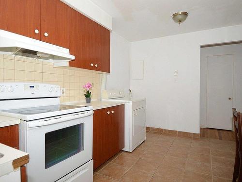 Cuisine - 5880 Rue Alphonse, Brossard, QC - Indoor Photo Showing Kitchen