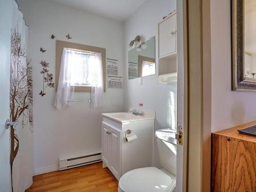 Bathroom - 2541 Route Ducharme, Saint-Roch-De-Mékinac, QC - Indoor Photo Showing Other Room