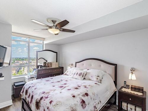 1019A-700 Humberwood Blvd, Toronto, ON - Indoor Photo Showing Bedroom