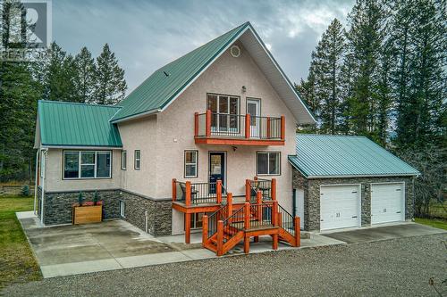 Front elevation - 4880 James Street, Fairmont Hot Springs, BC - Outdoor