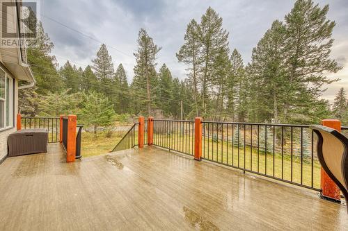 Large deck accessed from living/dining area - 4880 James Street, Fairmont Hot Springs, BC - Outdoor