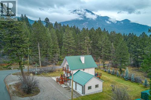 Large corner lot - 4880 James Street, Fairmont Hot Springs, BC - Outdoor With View