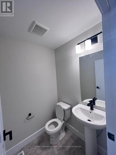 36 Dusenbury Drive, Loyalist, ON - Indoor Photo Showing Bathroom