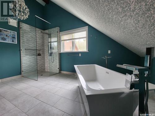 424 Abel Drive, Crooked Lake, SK - Indoor Photo Showing Bathroom