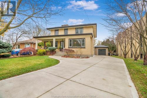 17 Tweedsmuir Avenue East, Chatham, ON - Outdoor With Facade