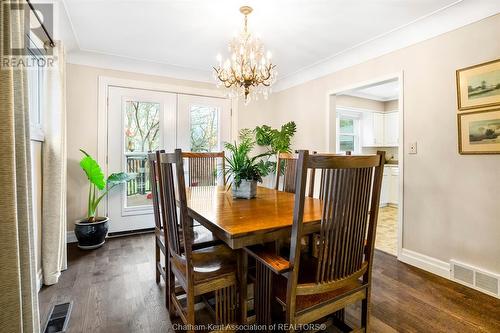 17 Tweedsmuir Avenue East, Chatham, ON - Indoor Photo Showing Dining Room