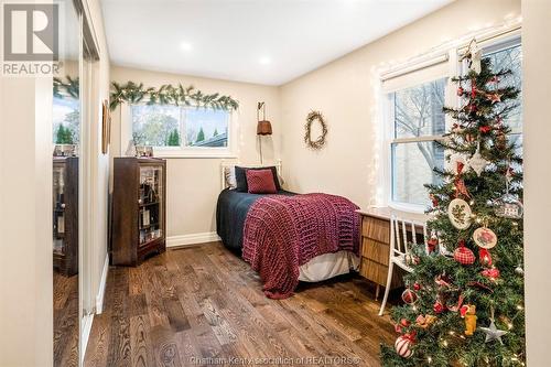 17 Tweedsmuir Avenue East, Chatham, ON - Indoor Photo Showing Bedroom