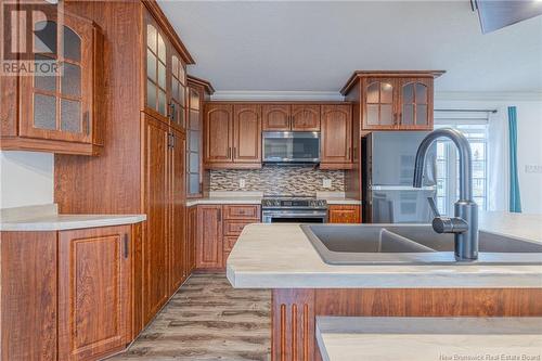 653 Rue Principale, Beresford, NB - Indoor Photo Showing Kitchen