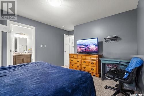 133 Cowan Crescent, Martensville, SK - Indoor Photo Showing Bedroom