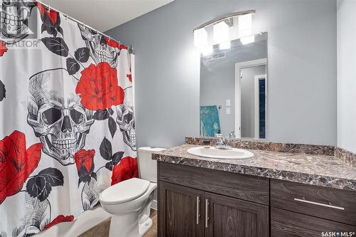 133 Cowan Crescent, Martensville, SK - Indoor Photo Showing Bathroom