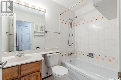 611 351 Saguenay Drive, Saskatoon, SK - Indoor Photo Showing Bathroom