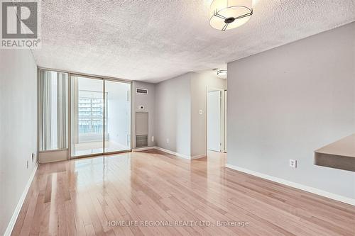 617 - 44 St Joseph Street, Toronto, ON - Indoor Photo Showing Other Room