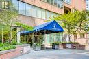 617 - 44 St Joseph Street, Toronto, ON  - Outdoor 