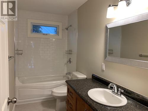 5 - 7 Seymours Road, Spaniards Bay, NL - Indoor Photo Showing Bathroom