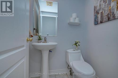 145 Raponi Circle, Toronto, ON - Indoor Photo Showing Bathroom