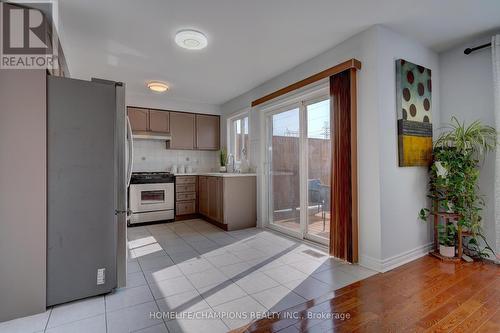 145 Raponi Circle, Toronto, ON - Indoor Photo Showing Kitchen