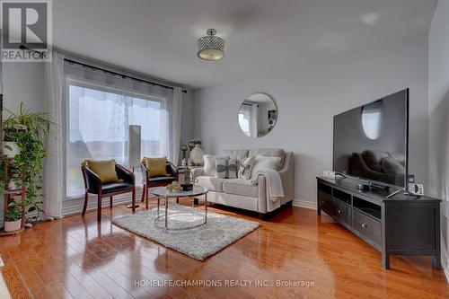 145 Raponi Circle, Toronto, ON - Indoor Photo Showing Living Room