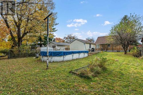 7803 Beaverdams Road, Niagara Falls (213 - Ascot), ON - Outdoor With Above Ground Pool With Backyard