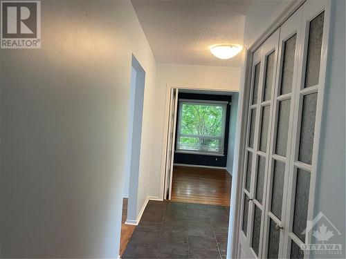 41 Clovelly Road, Ottawa, ON - Indoor Photo Showing Other Room