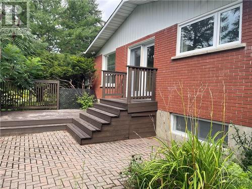 41 Clovelly Road, Ottawa, ON - Outdoor With Exterior