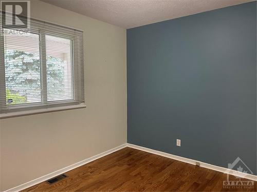 41 Clovelly Road, Ottawa, ON - Indoor Photo Showing Other Room