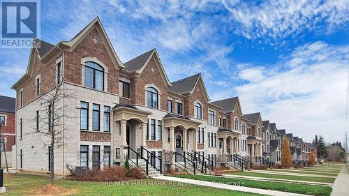 523 Carrville Road, Richmond Hill, ON - Outdoor With Facade