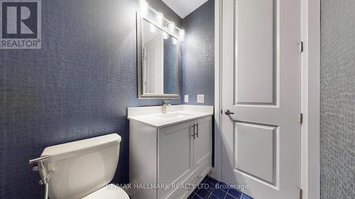 523 Carrville Road, Richmond Hill, ON - Indoor Photo Showing Bathroom