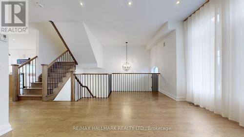 523 Carrville Road, Richmond Hill, ON - Indoor Photo Showing Other Room