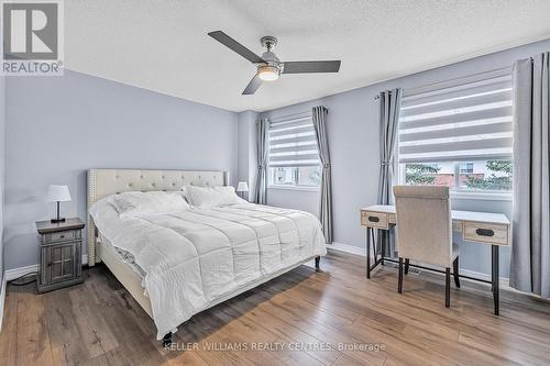 22 - 368 Riddell Court, Newmarket, ON - Indoor Photo Showing Bedroom