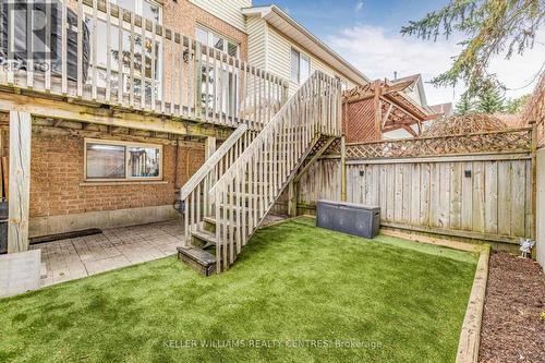 22 - 368 Riddell Court, Newmarket, ON - Outdoor