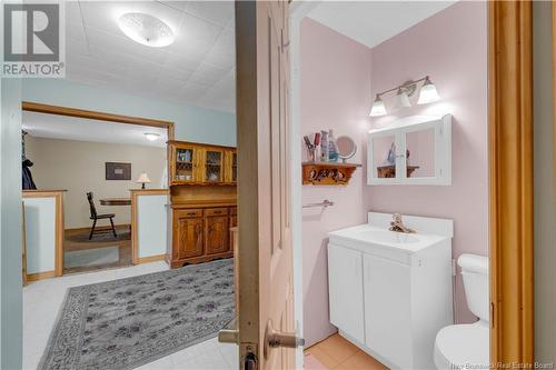 5 Edith Avenue, Saint John, NB - Indoor Photo Showing Bathroom