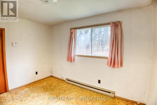 28114C Hwy 7, Central Frontenac (Frontenac Centre), ON - Indoor Photo Showing Other Room