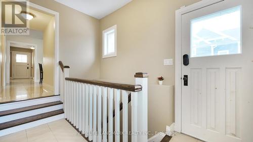 33 Artisan Trail, Markham, ON - Indoor Photo Showing Other Room