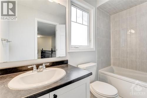 301 Proxima Terrace, Ottawa, ON - Indoor Photo Showing Bathroom