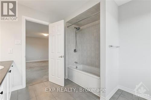 301 Proxima Terrace, Ottawa, ON - Indoor Photo Showing Bathroom