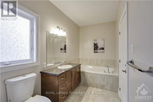 166 Grainstone Way, Ottawa, ON - Indoor Photo Showing Bathroom