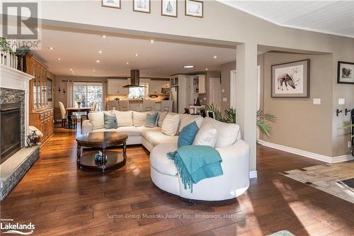 28 Tall Pine Road, Huntsville (Stephenson), ON - Indoor Photo Showing Living Room With Fireplace