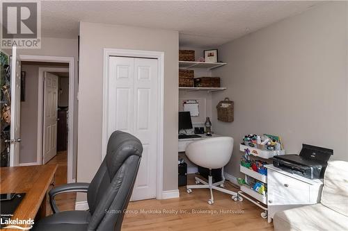 28 Tall Pine Road, Huntsville (Stephenson), ON - Indoor Photo Showing Office