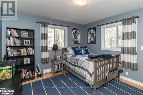 28 Tall Pine Road, Huntsville (Stephenson), ON - Indoor Photo Showing Bedroom