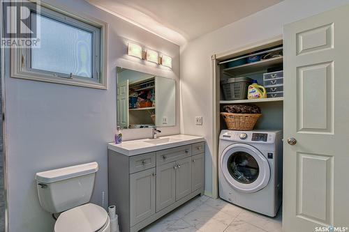 127 5Th Street, Milestone, SK - Indoor Photo Showing Laundry Room