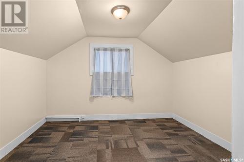 920 Warner Street, Moose Jaw, SK - Indoor Photo Showing Other Room